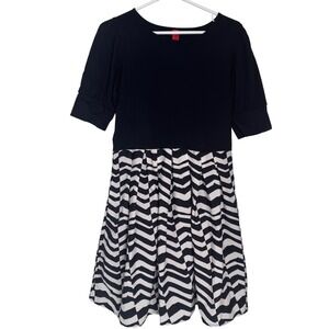 Chevron Pleated Fit Flare Dress Womens L Scoop Neck Bone & Black Preppy Skater